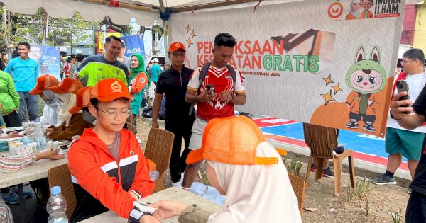 Indira-Ilham Ambil Hati Warga Lewat Pemeriksaan Kesehatan Gratis Bertajuk Orange Care