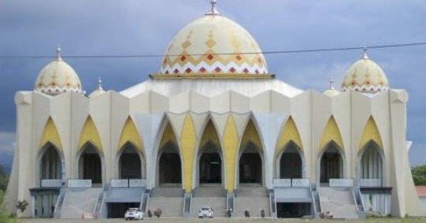 Besok, Pj Bupati Sinjai Akan Menunaikan Salat IdulAdha di Masjid Islamic Center