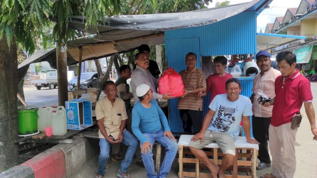 SANTUN Programkan Berbagi di &#8216;Jumat Berkah&#8217;