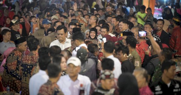 Indira Yusuf Ismail Dampingi Wali Kota Makassar Meriahkan Pesta Rakyat HUT RI ke-79 di Tiga Kecamatan