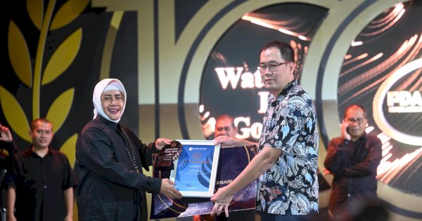 Indira Yusuf Ismail Apresiasi Peran Sosial PDAM pada Malam Puncak HUT ke-100 di Makassar