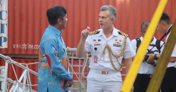 Pj Sekda Kota Makassar Hadiri Jamuan Kehormatan Bersama Komandan Kapal Perang Australia