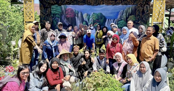 Kominfo RI Terpesona Pengembangan UMKM di Lorong Wisata Makassar