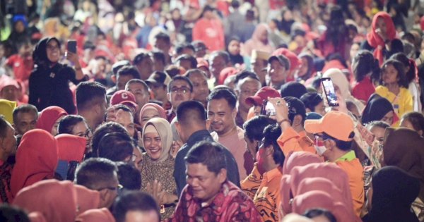 Ketua TP PKK Makassar Hadiri Pesta Rakyat dan Memperkuat Kebersamaan