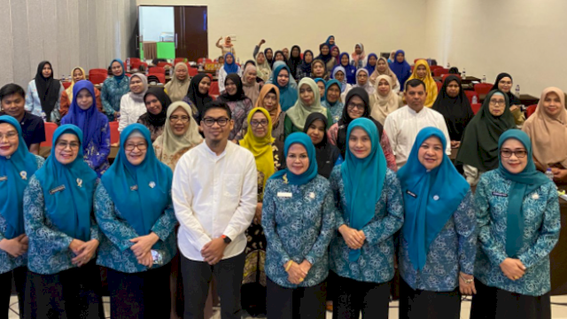 Kelompok UP2K PKK Gowa Dilatih Perbaikan Kemasan Produk di Era Digital