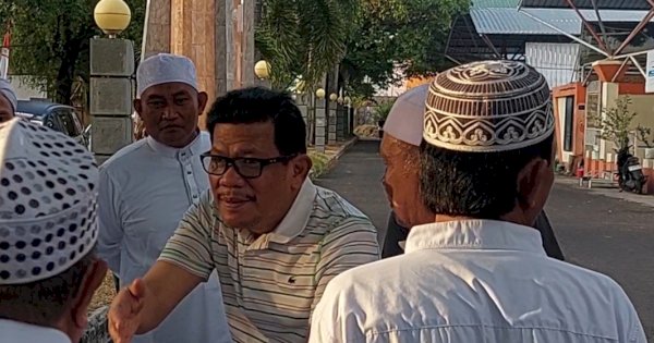 Ngopi Pagi di Parepare, Cagub Azhar Salami Satu per Satu Pengunjung