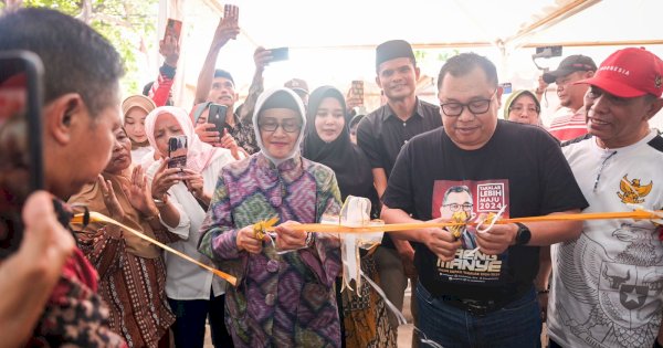 Indira Yusuf Ismail Resmikan Warung Coto Akbar Daeng di Makassar
