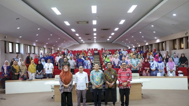 Rapat koordinasi dan evaluasi penueurnan angka stunting di Kota Makassar. Foto: HN/Sinta
