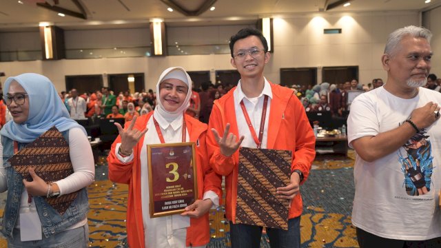 Psangan Cakada Makassar Indira Yusuf Ismail dan Ilham Ari Fauzi. Foto: HN/Sinta