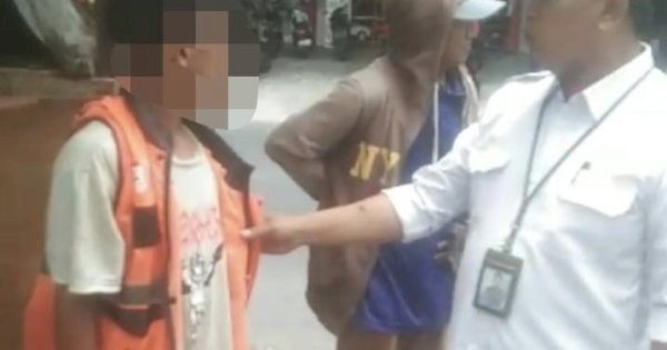 TRC Perumda Parkir Makassar Tertibkan Jukir di Bawah Umur