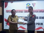 Dukung Operasional Keamanan Daerah, Pemda Jeneponto Serahkan Sertifikat Tanah ke Korps Brimob