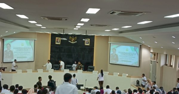 Hari Pertama Berkantor, Pjs Wali Kota Makassar Singgung Fenomena Serap Anggaran Akhir Tahun