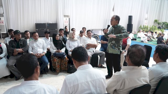 Pertemuan Danny Pomanto dengan Komunitas Garuda Putih Gowa. Foto: HN/Sinta