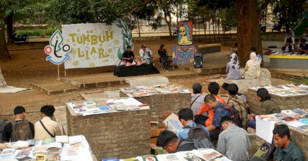 Promo Internet IM3 Mudahkan Mahasiswa Kampanye Literasi di Taman Kampus UINAM