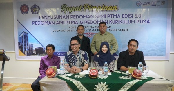 Pengurus Majelis Diktilitbang Muhammadiyah Resmi Buka Rapat Pimpinan APMU PTMA di Makassar