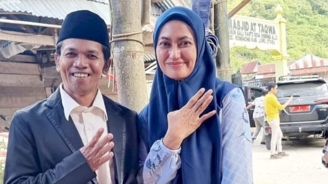 Pose Empat Jari, Bupati Luwu Utara Terseret Dugaan Pelanggaran Pilkada