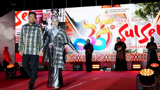 Pjs Wali Kota Makassar Hadiri Opening Ceremony HUT ke-355 Sulsel di Anjungan Pantai Losari