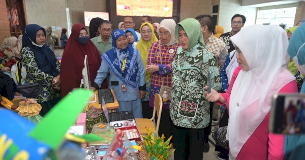Bunda PAUD Kota Makassar Hadiri Pameran Gelar Karya PAUD dan PNF