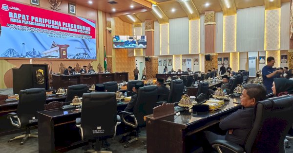 Rapat Pembentukan dan Pengumuman Fraksi – Fraksi DPRD Makassar 2024 – 2029