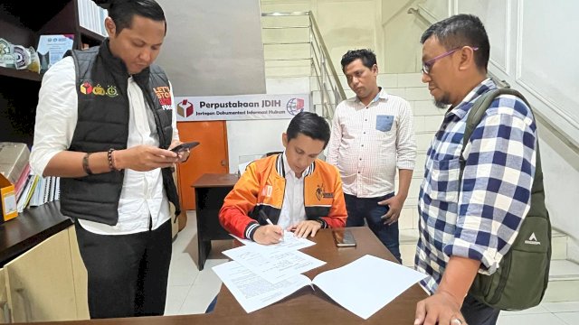 Tim Hukum DIA Resmi Laporkan ASS dan Bupati Soppeng ke Bawaslu Sulsel