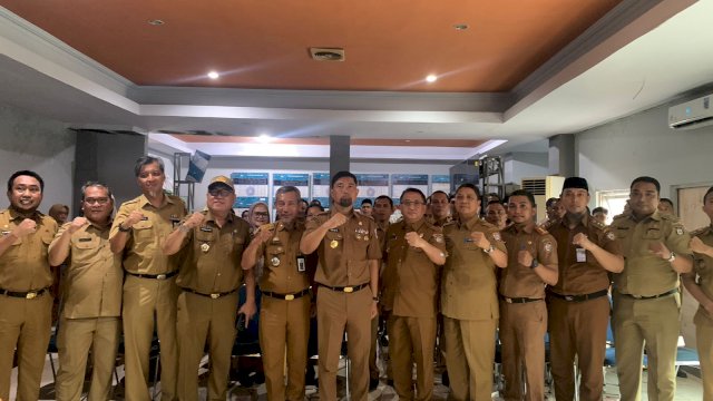 Andi Bukti Dampingi Pjs Wali Kota Makassar Sambangi Tiga Kantor Kecamatan