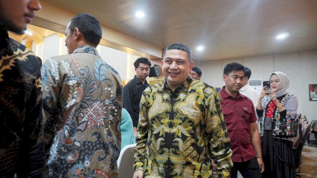 Debat Perdana, Appi Sebut Esensi Debat Mencari Solusi Bukan Kompetisi