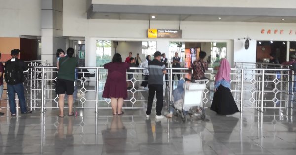 Gegara Delay, Hj.Nursanti Sampaikan Permohonan Maaf ke Masyarakat Sinjai