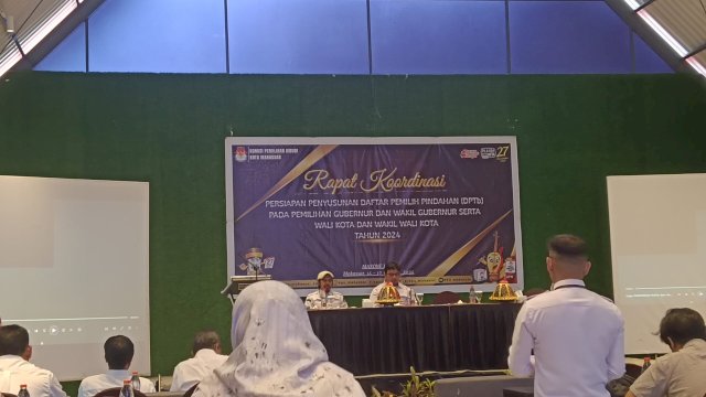 Suasana Rakor DPTb KPU kota Makassar untuk Pilkada 2024