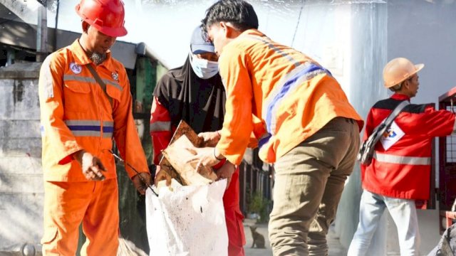 Camat Mamajang Antusias Gelar Sabtu Bersih