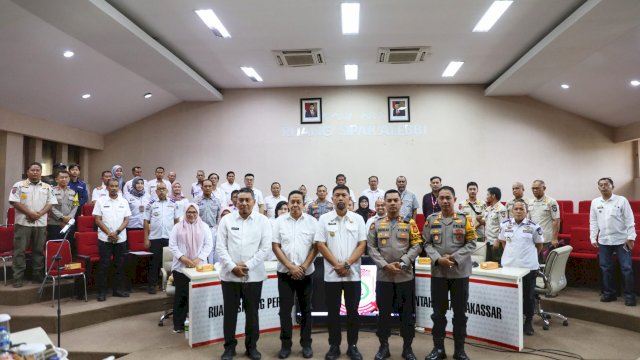 Pimpin Rakor Ketertiban Anjal dan Gepeng di Kawasan Simpang Lima Bandara, Pj Wali Kota Makassar Harap Penanganan dari Hulu ke Hilir