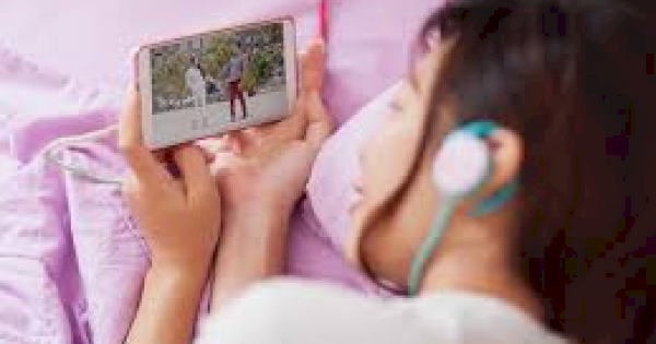 Kuota Super Hemat, Pelanggan Puas Streaming 7 Jam Konser K-Pop dengan IM3