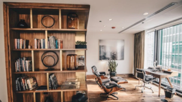 Indosat Permudah Pengusaha Mebel di Hila-hila Promosikan Produk secara Online