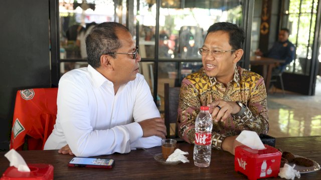 Danny Pomanto bersama Amir Uskara (Aura). Foto: dok HN