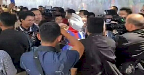 Heboh ‘Ultraman’ Dilantik Jadi Anggota DPR RI
