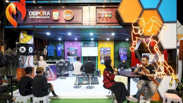 Dispora Makassar Open Donasi Peralatan Olahraga untuk Anak Kurang Mampu di F8