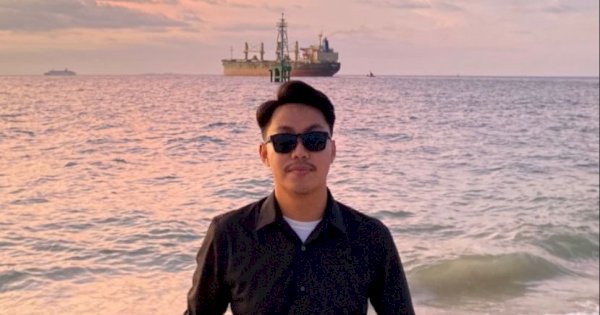 Sunset dan Jaringan Indosat: Kombinasi Sempurna di Pulau Gusung Makassar