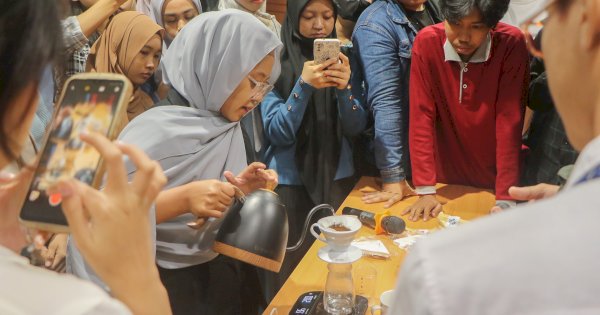 Career Center Unhas Adakan Pelatihan Barista, Bekali Mahasiswa Keterampilan Profesional