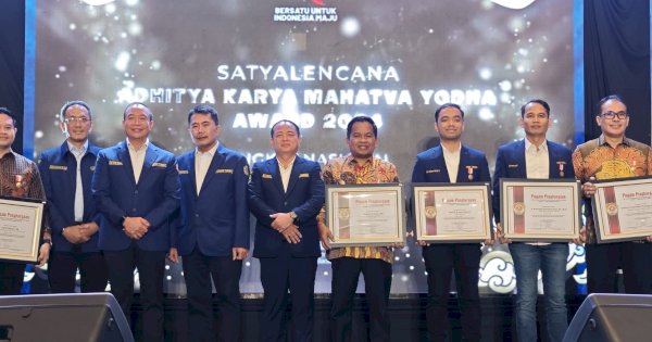 Pj Bupati Jeneponto Junaedi Bakri Terima Satyalancana Aditya Karya Mahatva Yodha di BBKTN 2024