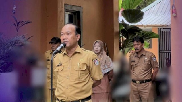 Pemerintah Kecamatan Tamalanrea Gelar Apel Pagi Dipimpin Kasi Kesra