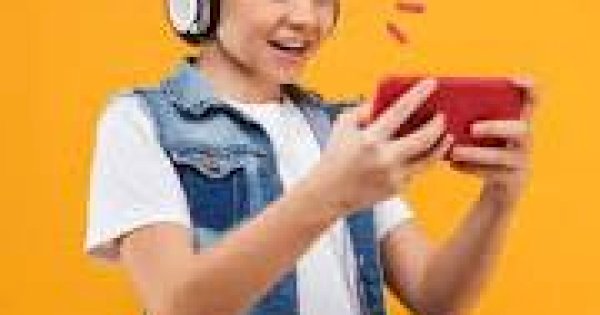 Siswa SD Gowa Andalkan Jaringan Indosat untuk Permainan Game Edukatif Online