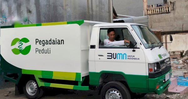 Dukung Pengelolaan Sampah, PT Pegadaian Sumbangkan Mobil ke Bank Sampah ASOKA V