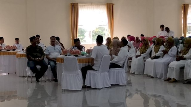 Kanre Maudu Kreasi dan Undian Umroh Warnai Acara Maulid Nabi SMPN Bontonompo