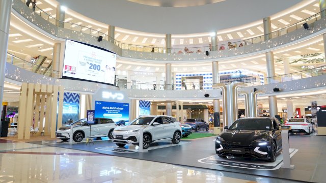 Empat Produk Unggulan Kendaraan Listrik BYD Meriahkan Pameran Mobil di Makassar