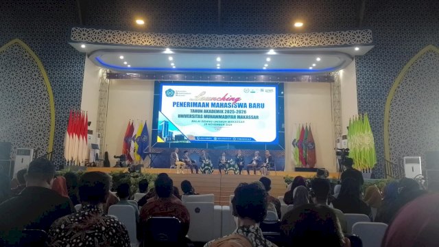 Ribuan Siswa Antusias Sambut Launching Penerimaan Maba Unismuh Makassar 2025/2026