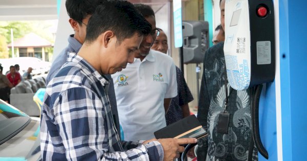 Hari Pahlawan, PLN Tambah SPKLU di Makassar Dukung Kendaraan Listrik