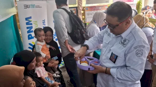 DPPKB Makassar Genjot Penurunan Stunting Melalui Pemberian Makanan Bergizi dan Edukasi