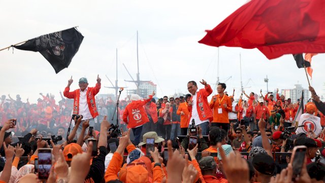 Danny Mencoblos di Maricaya, Azhar dan Keluarga di Kelurahan Pai