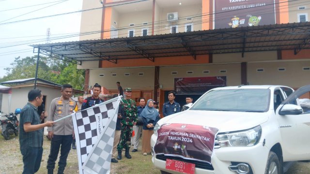 KPU Luwu Utara Distribusikan Logistik Pilkada dan Pilgub
