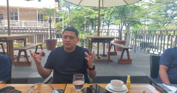 Munafri Mencoblos di Kelurahan Sawerigading, Aliyah di TPS 01 Mangkura