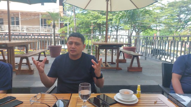 Munafri Mencoblos di Kelurahan Sawerigading, Aliyah di TPS 01 Mangkura